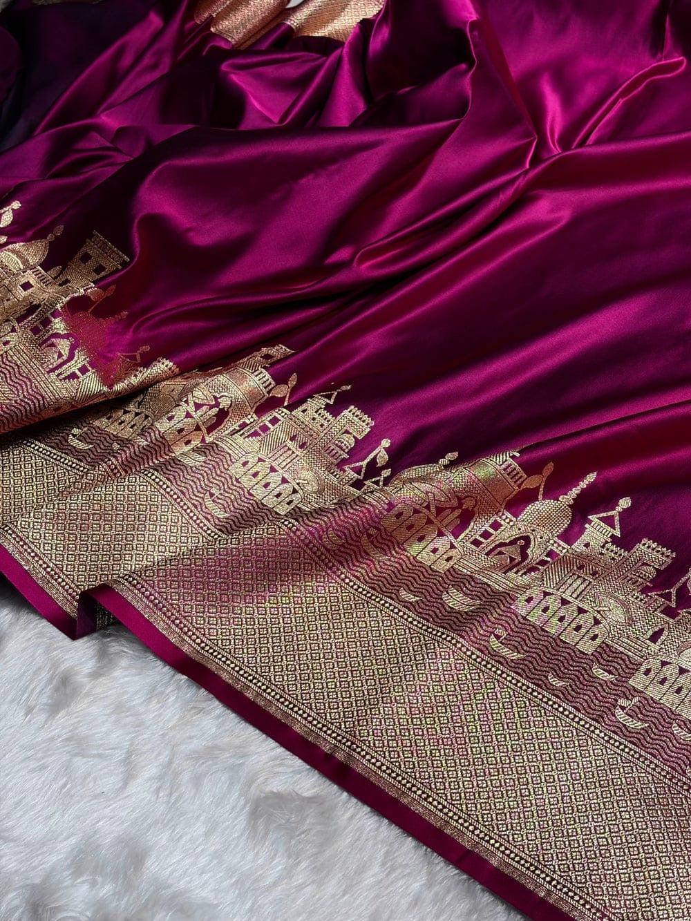 Mashru Kataan Silk Saree with Ghats Woven Design, Ikkat Border & Rich Zari Pallu – MKS406